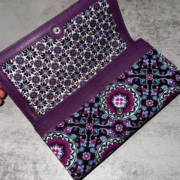Vera Bradley RFID Audrey Wallet in "Dream Tapestry" pattern - Picture 2 of 4